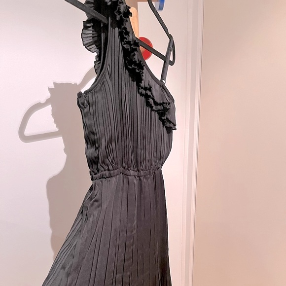 Vero Moda Dress - Picture 10 of 10